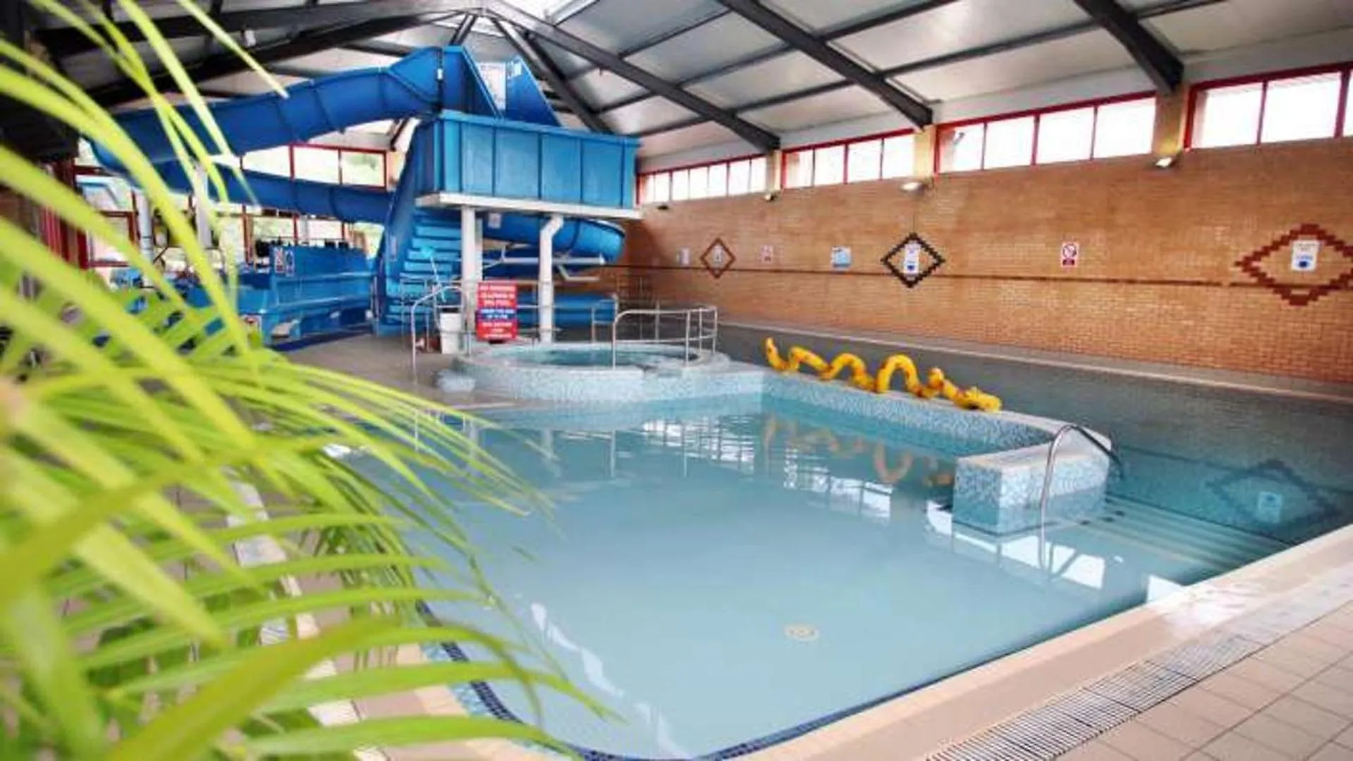 Luxury Caravan On Family Park Near Bournemouth Saint Leonards